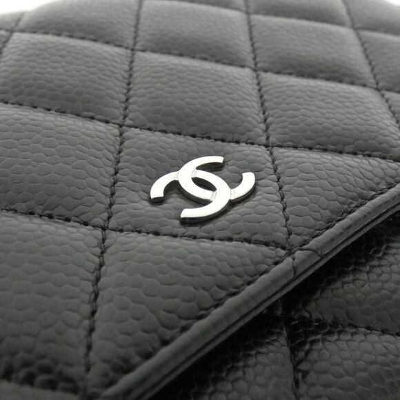 Chanel Timeless Classic Line Caviar Skin Chain Wallet